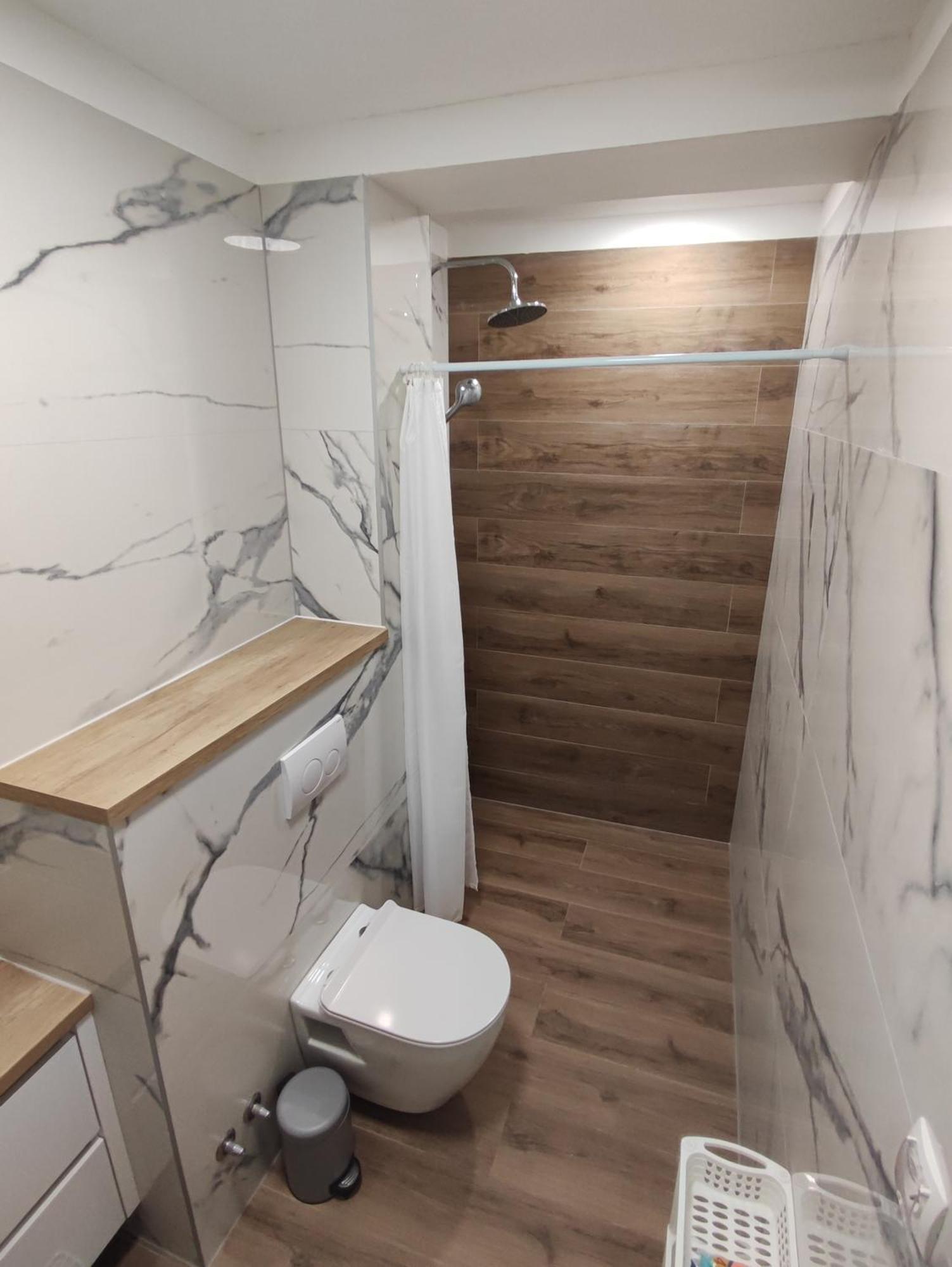 מאקרסקה Apartments Saric מראה חיצוני תמונה