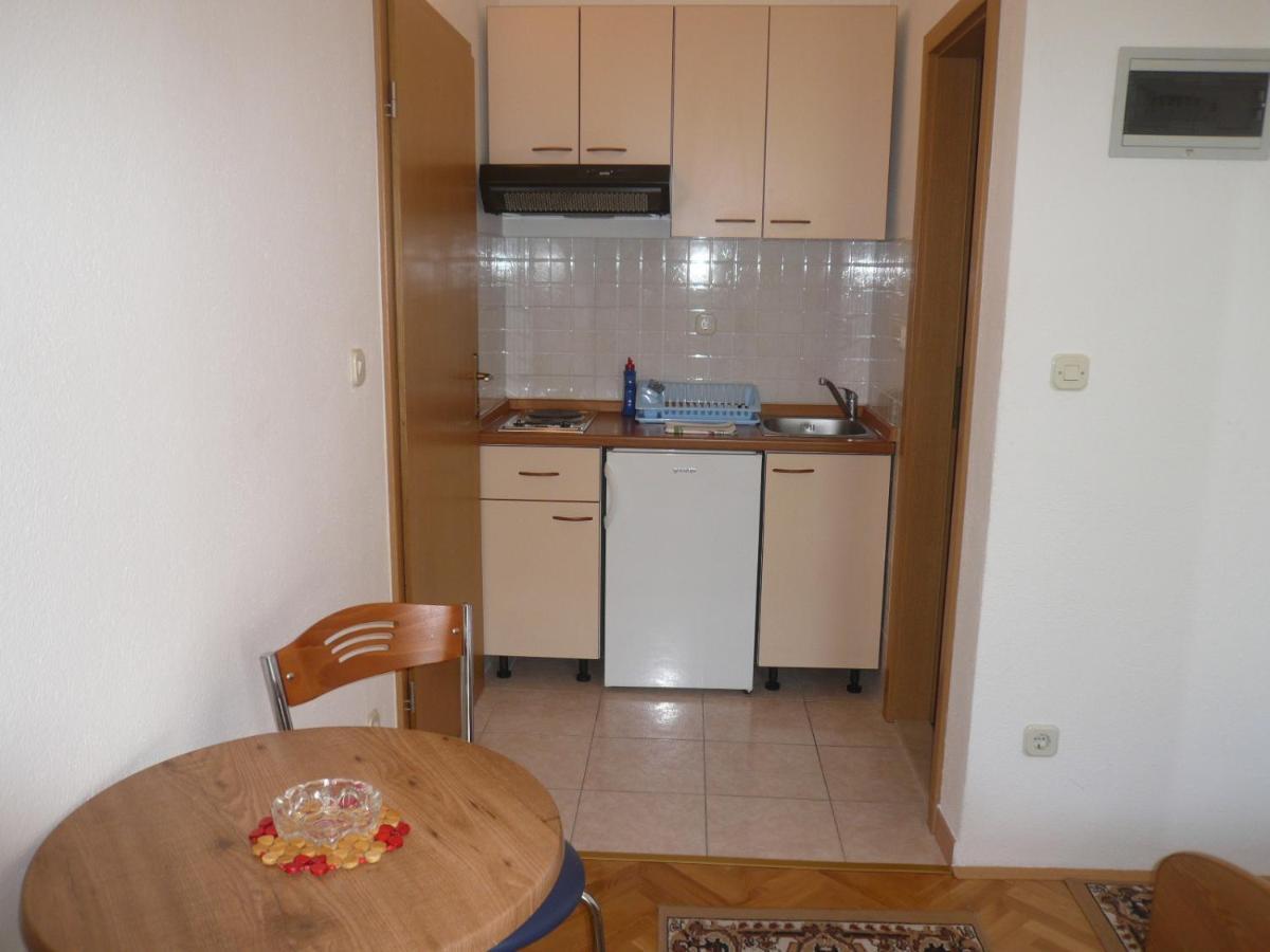 מאקרסקה Apartments Saric מראה חיצוני תמונה